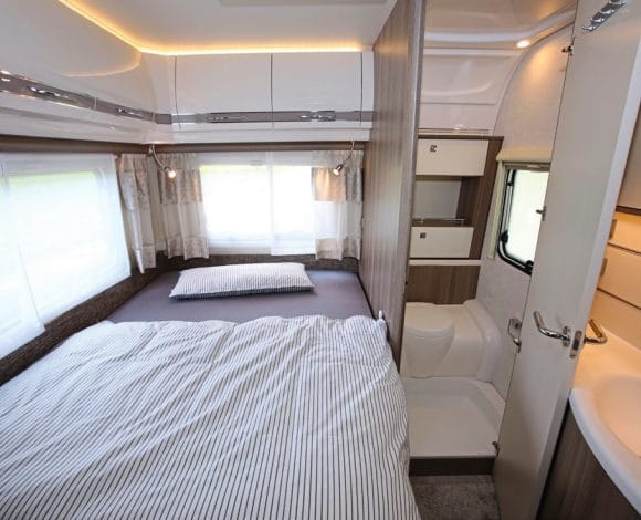 Caravanbedden_Frans tweepersoonsbed