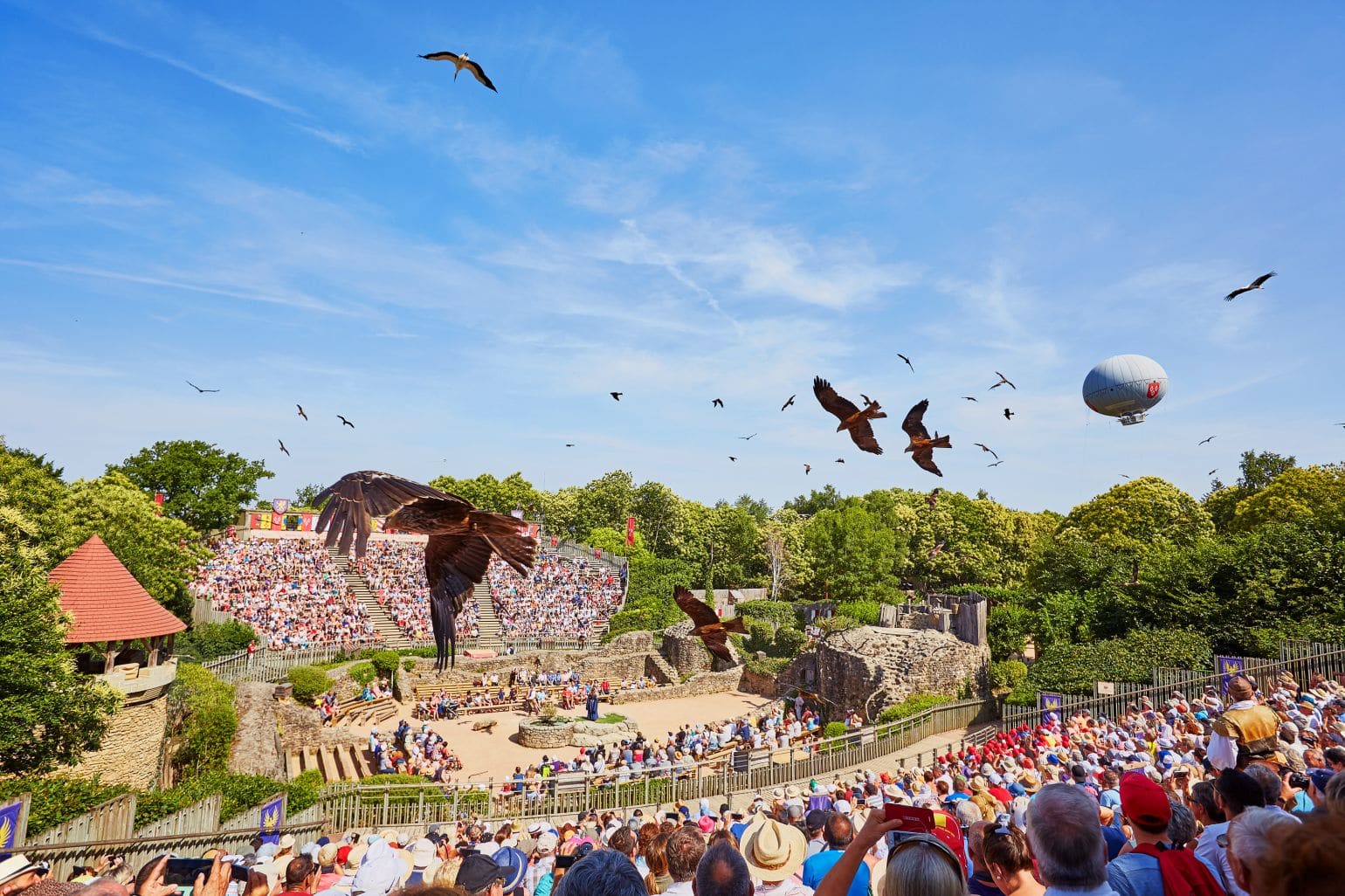 Puy du Fou Les Bal des Oiseaux Fantômes