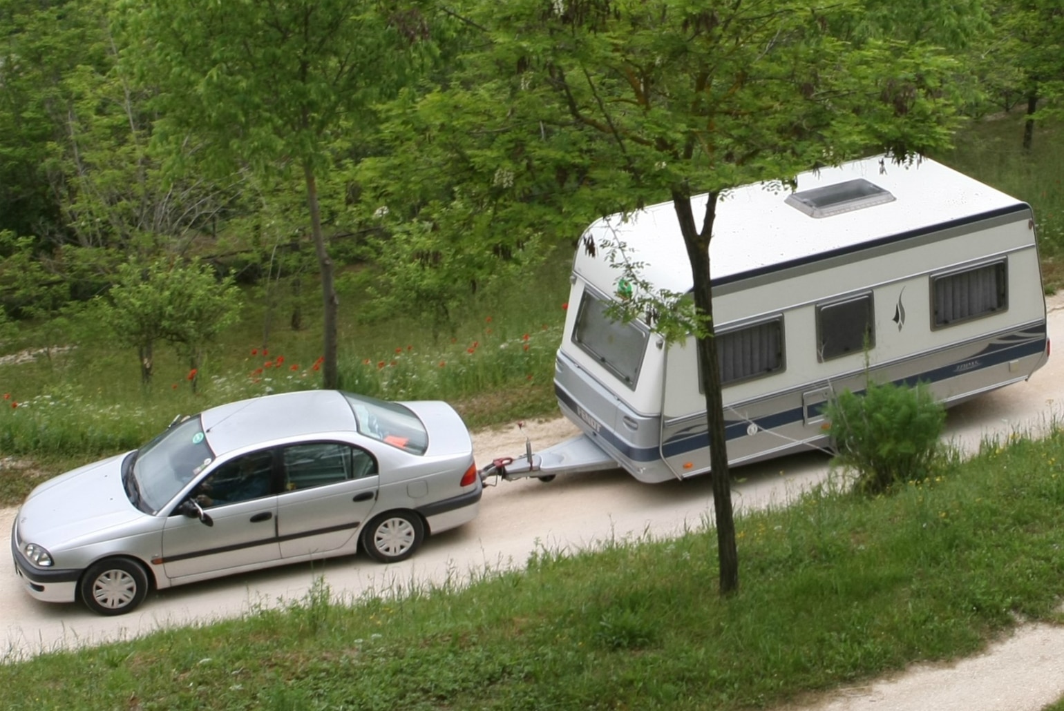 caravan uit stalling