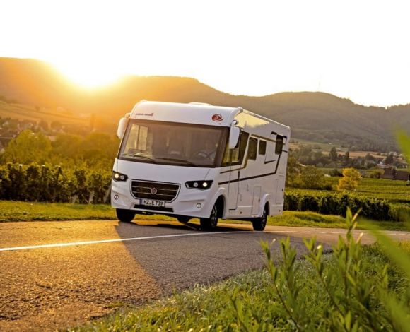 Eura Mobil Integra Line 695 QB
