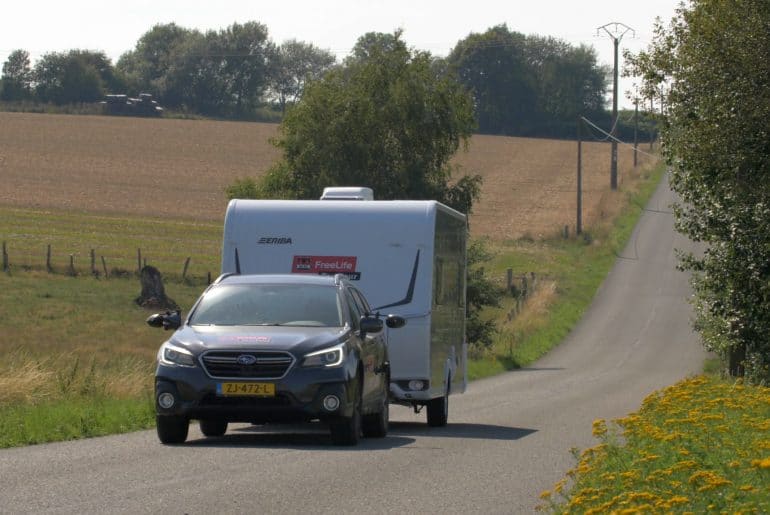 Actievelingen onderweg naar de volgende camping