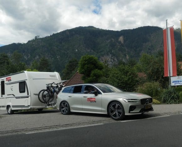 Volvo V60 B4