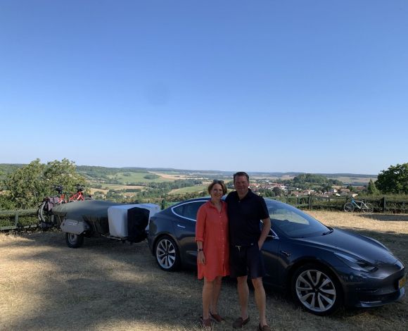 Tesla + Holtkamper Langres