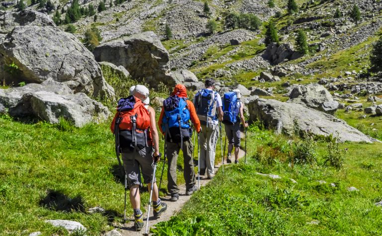 Lac d'Allos is een prachtig bergmeer op 2.200 meter (!) hoogte van waar je uitkijkt op de Mont Pelat (3.050 meter)