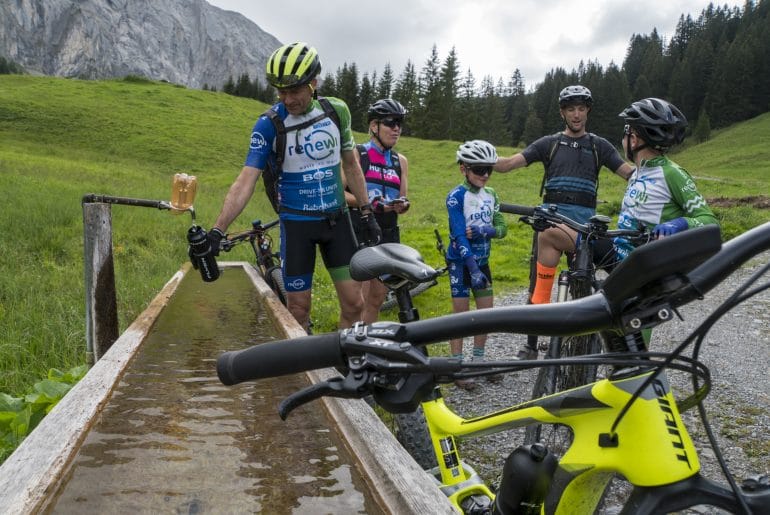 TestTour Bern_gezinskampeerders_mountainbiken_Lenk