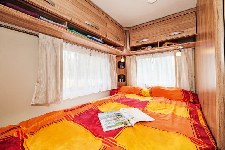 Eriba Nova Light 560_bedden