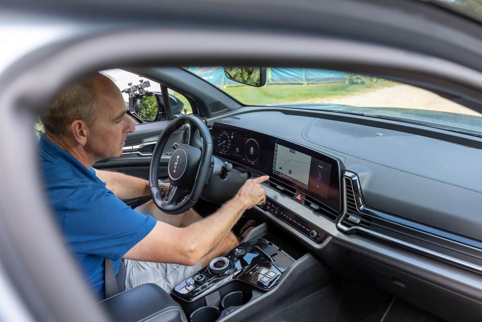 Team Levensgenieters reist naar Wallonië met een Kia Sportage Hybrid