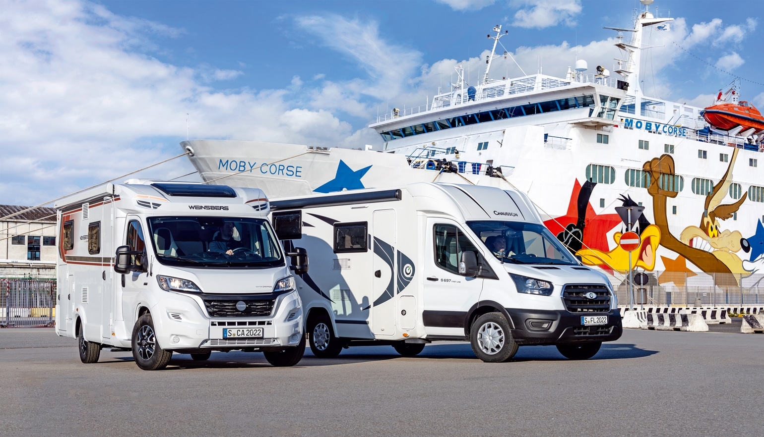 Campers_Weinsberg CaraCompact Edition Pepper 600 MEG vs. Chausson S 697 GA First Line