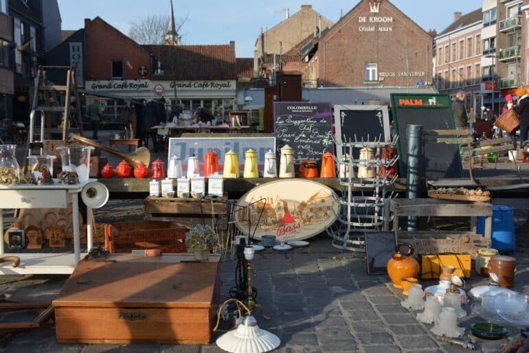 Belgisch Limburg_antiekmarkt Tongeren