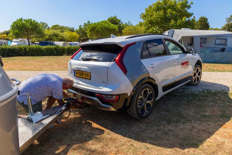 Kia Niro Hybrid_caravan aankoppelen