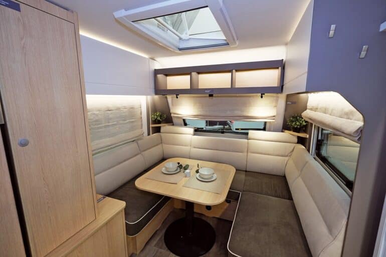 Caravans nieuw 2024_LMC Videro_interieur