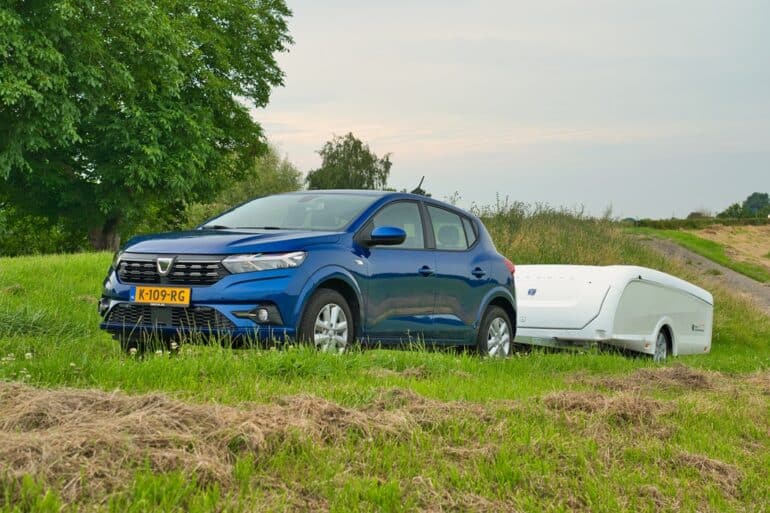Dacia Sandero TCE 100 Bi-Fuel_combinatie_zijaanzicht