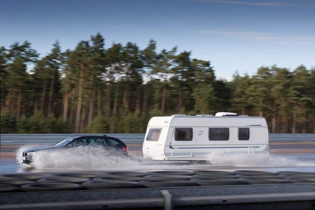 Promobil test aquaplanning caravans
