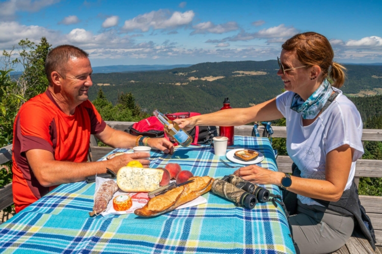 TestTour Jura_Col de la Faucille_picknick_team Actieve Levensgenieters