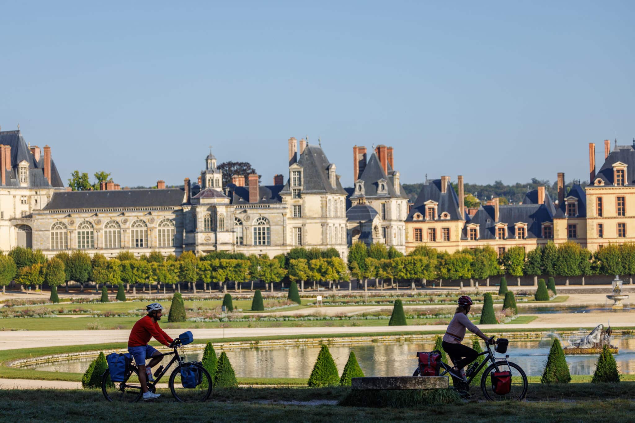 le chateau de Fontainebleau etape de la scandiberique eberthier scaled