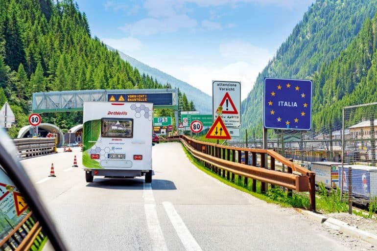 Elektrische auto en caravan