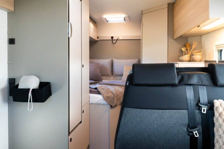 LMC Tracer 680 DL_interieur
