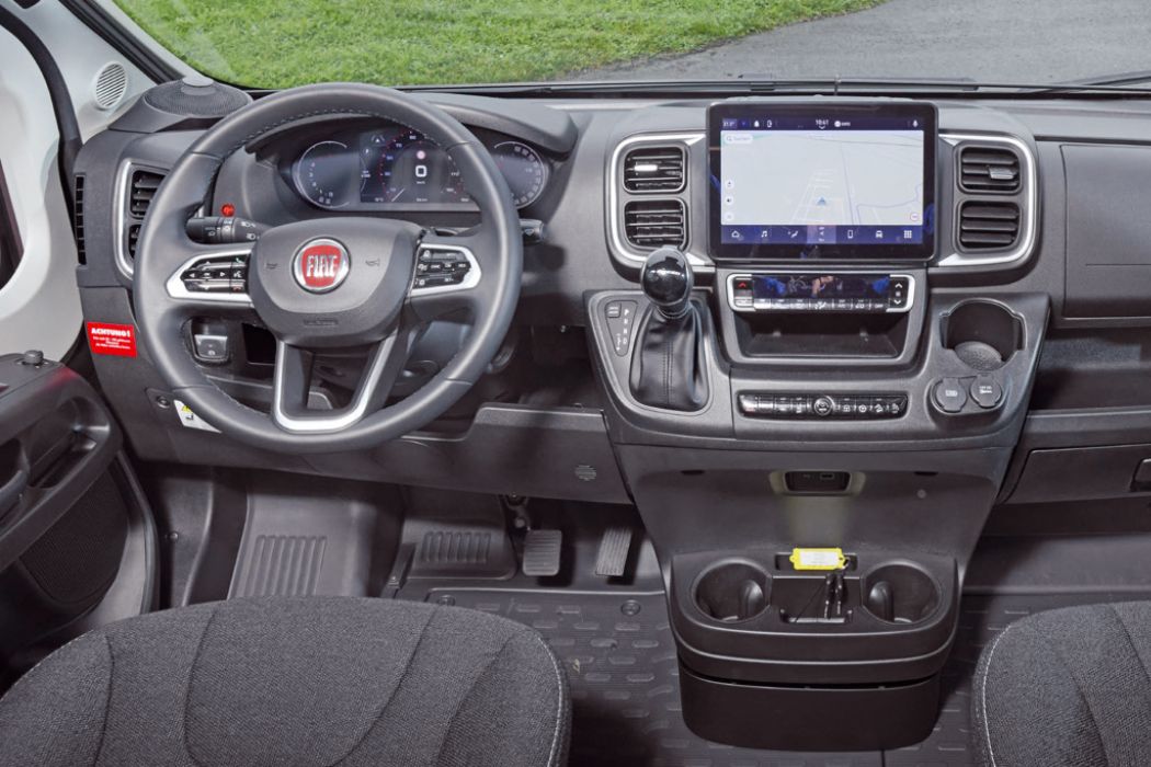 Cockpit_Frankia