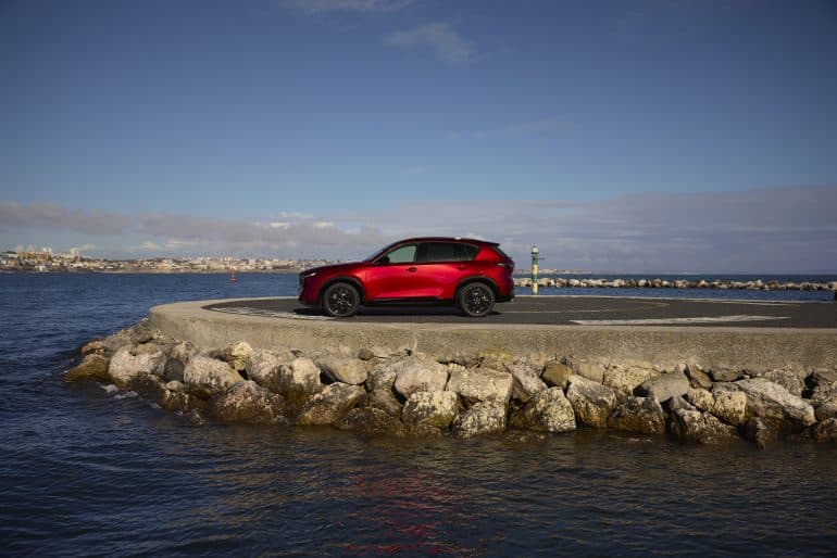 mazda_cx-5_global_src_still_03