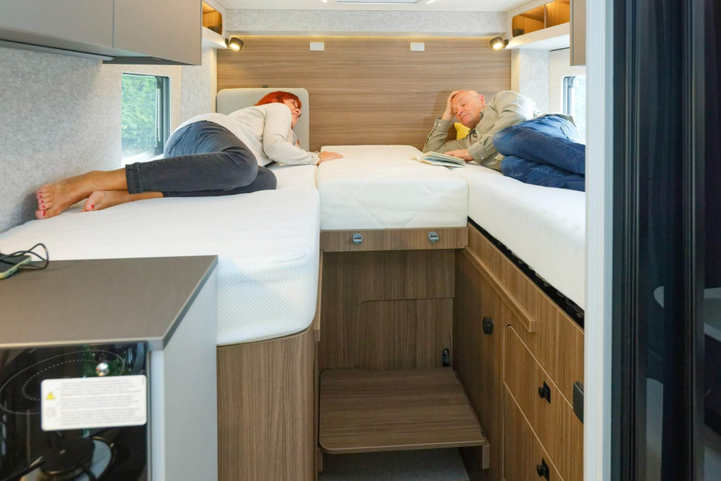 f_0249_LMC_Cruiser_IPO_DxO