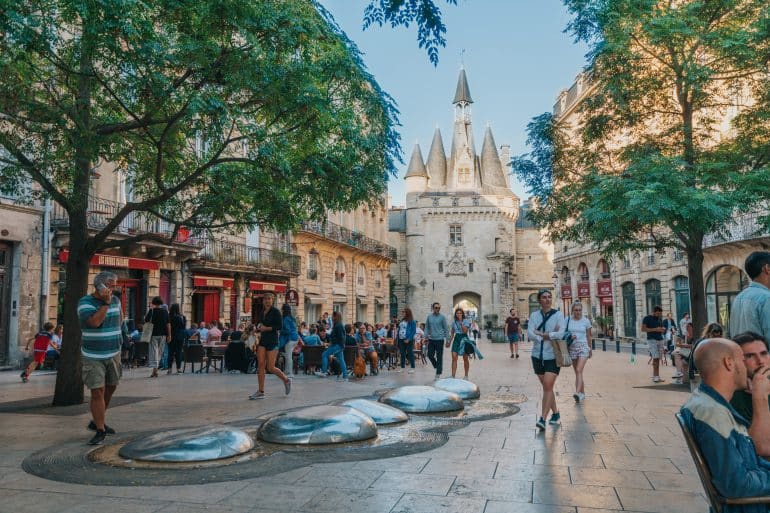 Bordeaux - Place du Palais©Nicolas Duffaure